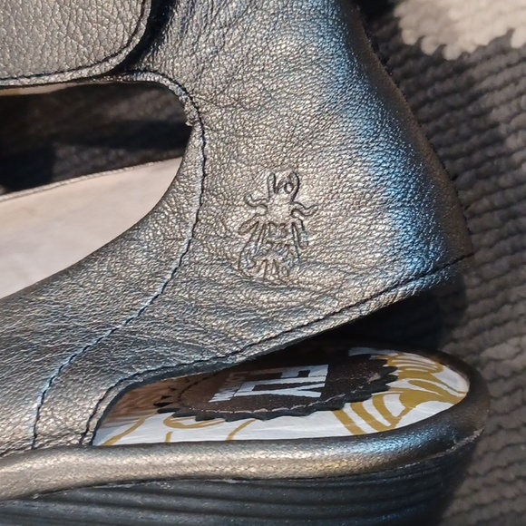 Fly London Yala Metallic Wedge Peep Toe Sandals Women's 41 - Picture 10 of 12